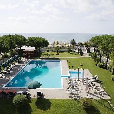 Capo Circeo Beach Resort Spa Fronte Mare سان فيليس سيرسيو المظهر الخارجي الصورة