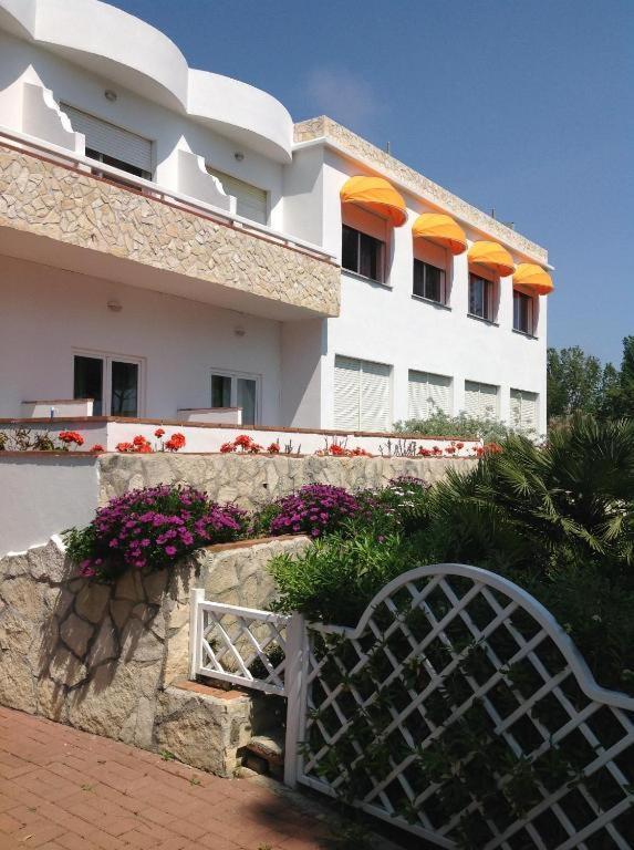 Capo Circeo Beach Resort Spa Fronte Mare سان فيليس سيرسيو المظهر الخارجي الصورة