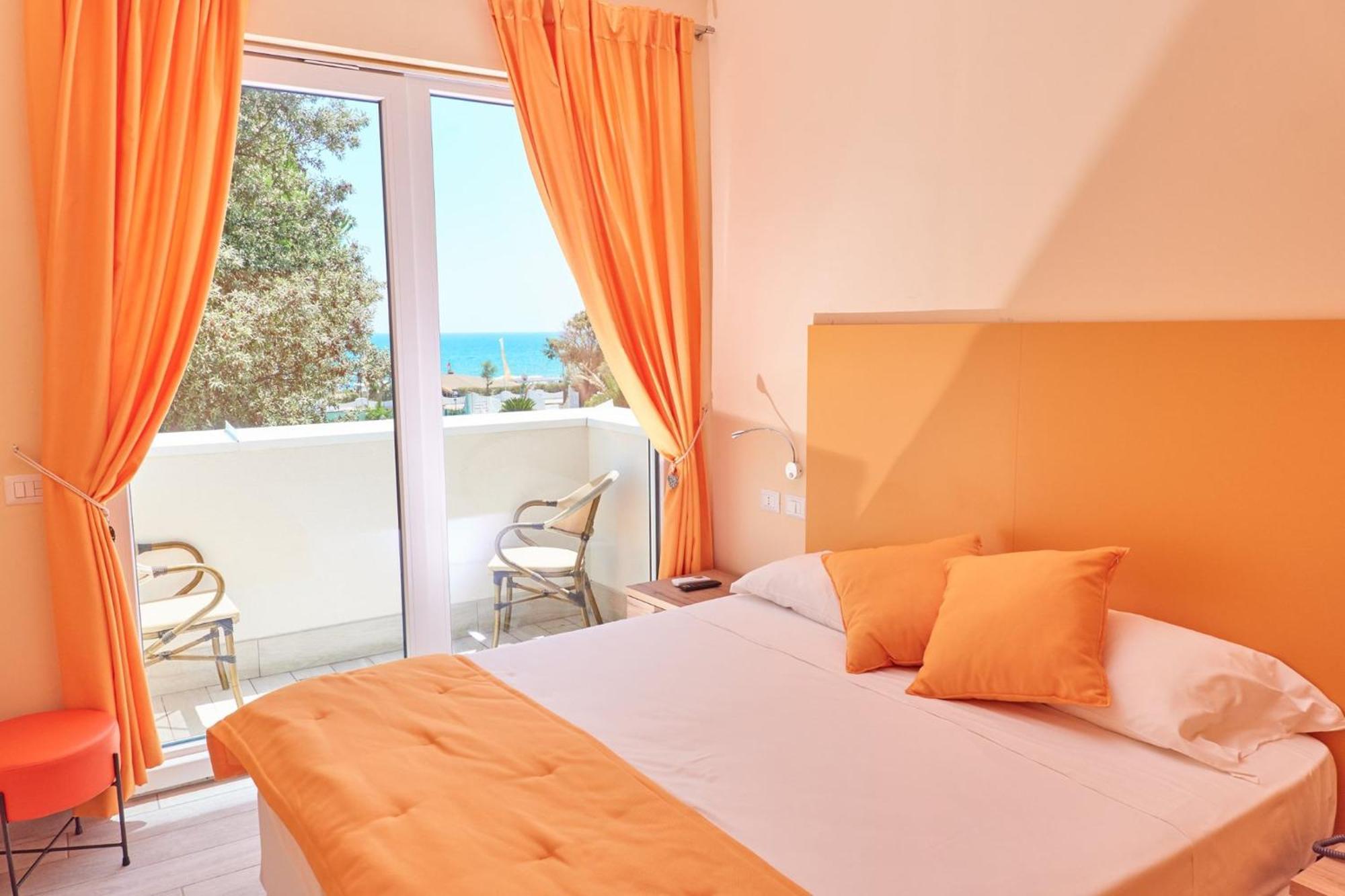 Capo Circeo Beach Resort Spa Fronte Mare سان فيليس سيرسيو المظهر الخارجي الصورة