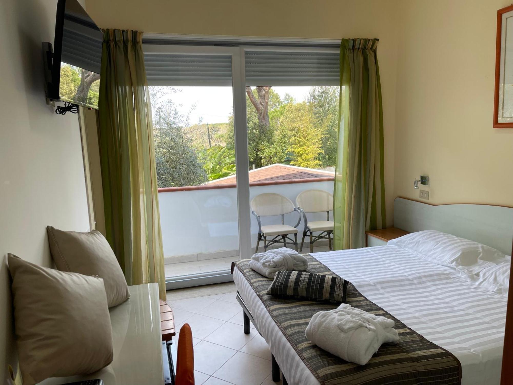 Capo Circeo Beach Resort Spa Fronte Mare سان فيليس سيرسيو المظهر الخارجي الصورة